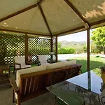 Belvilla By Oyo Loggia